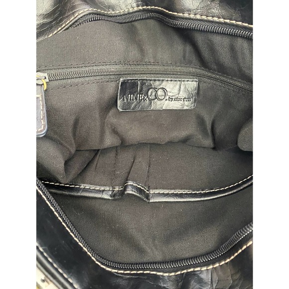 Black Shoulder Tote Bag - Picture 9 of 11